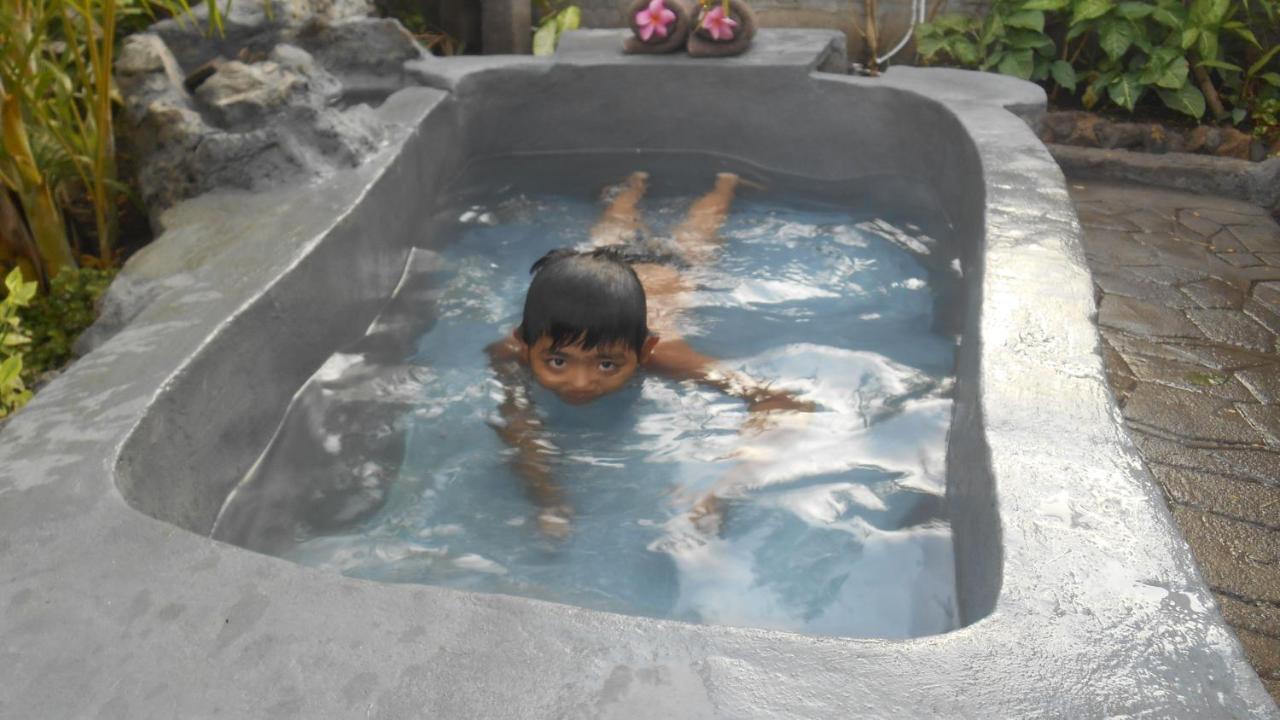 Taman menjangan homestay Banyuwedang Luaran gambar